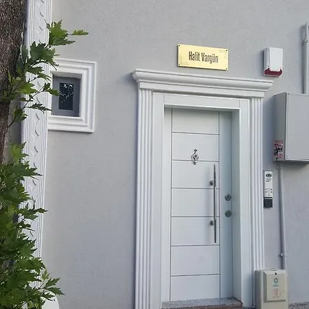 شقة فندقية Halit Varguen 4*